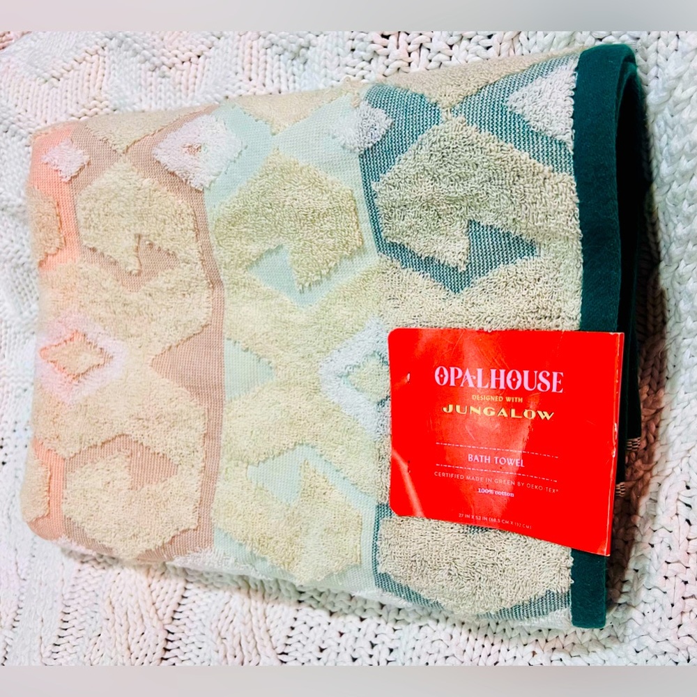 OpalHouse Designed With Jungalow Multi Colored Bath Towel  27x52 * NWT *